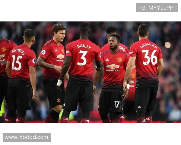 曼联与狼队对决前瞻及比分预测分析，谁能笑到最后